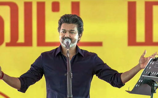 “கரூர் சம்பவம் யார் சொல்லி நடந்தது என்பது எங்களுக்குத் தெரியும்” - மக்கள் சந்திப்பில் முதல்வர் விஜய் பரபரப்பு பேச்சு!